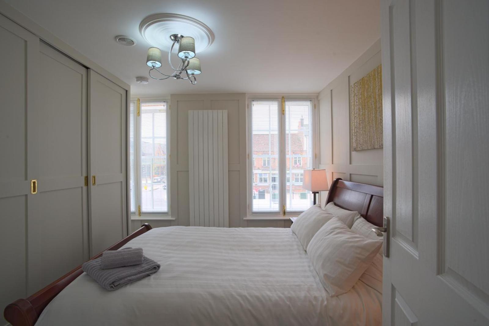 Harper Luxe Serviced Apartments Dunstable Exterior foto